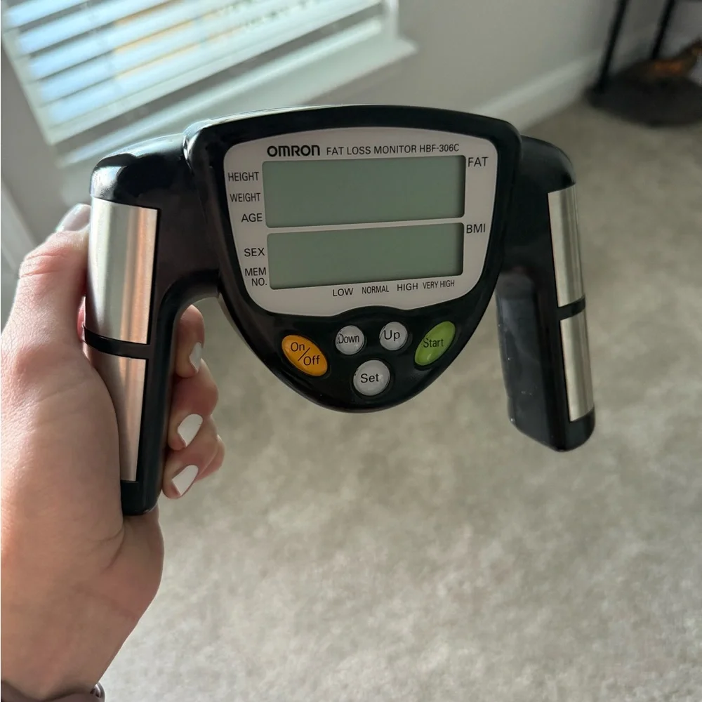 Body Fat Monitor - Picture 2 of 4